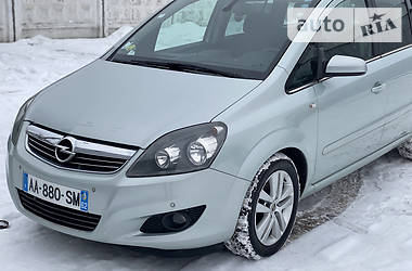 Минивэн Opel Zafira 2009 в Виннице