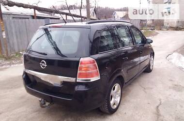 Универсал Opel Zafira 2006 в Харькове