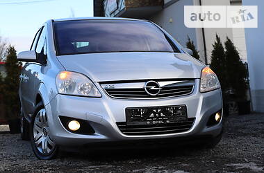 Минивэн Opel Zafira 2009 в Дрогобыче