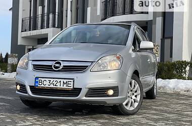 Минивэн Opel Zafira 2013 в Стрые