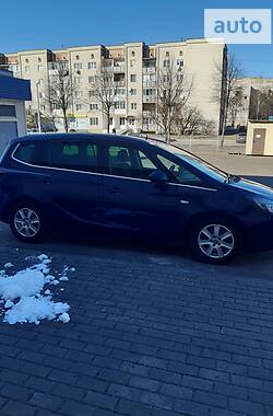 Универсал Opel Zafira 2013 в Ковеле