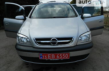 Минивэн Opel Zafira 2004 в Ровно