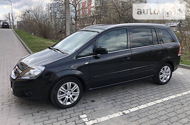 Минивэн Opel Zafira 2012 в Львове