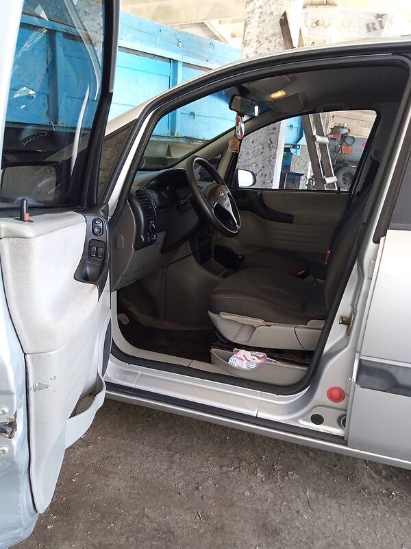 Минивэн Opel Zafira 1999 в Золотоноше
