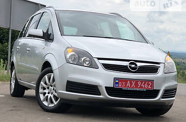 Минивэн Opel Zafira 2006 в Дрогобыче