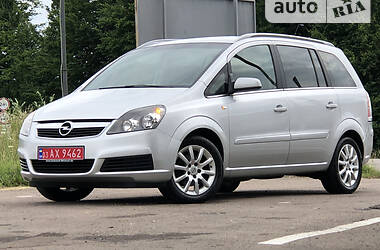 Минивэн Opel Zafira 2006 в Дрогобыче