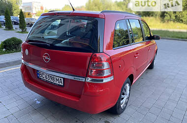 Универсал Opel Zafira 2009 в Львове