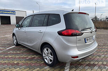 Минивэн Opel Zafira 2015 в Житомире