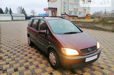 Мінівен Opel Zafira 2002 в Гайсину