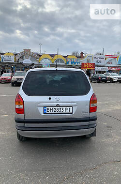 Минивэн Opel Zafira 2000 в Одессе