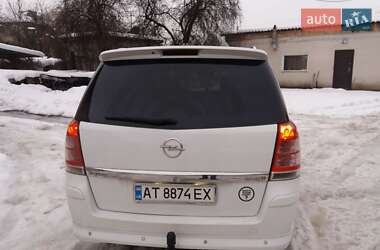 Универсал Opel Zafira 2009 в 