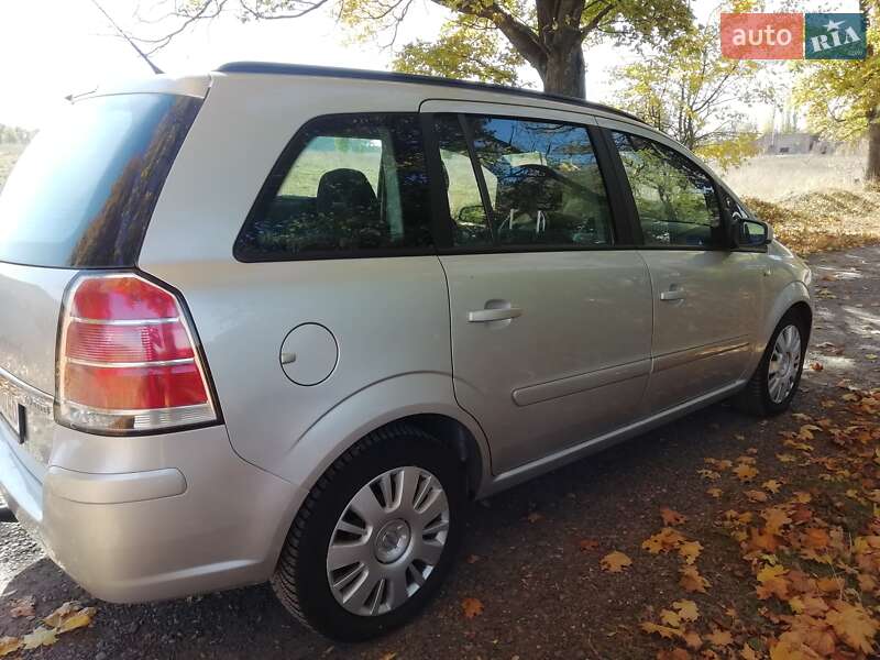 Мінівен Opel Zafira 2007 в Бердичеві