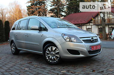 Мінівен Opel Zafira 2010 в Дрогобичі