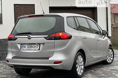 Універсал Opel Zafira 2018 в 