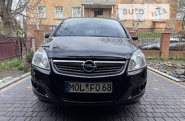 Минивэн Opel Zafira 2009 в Гайвороне