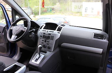 Минивэн Opel Zafira 2008 в Трускавце