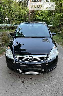 Минивэн Opel Zafira 2009 в Сарнах