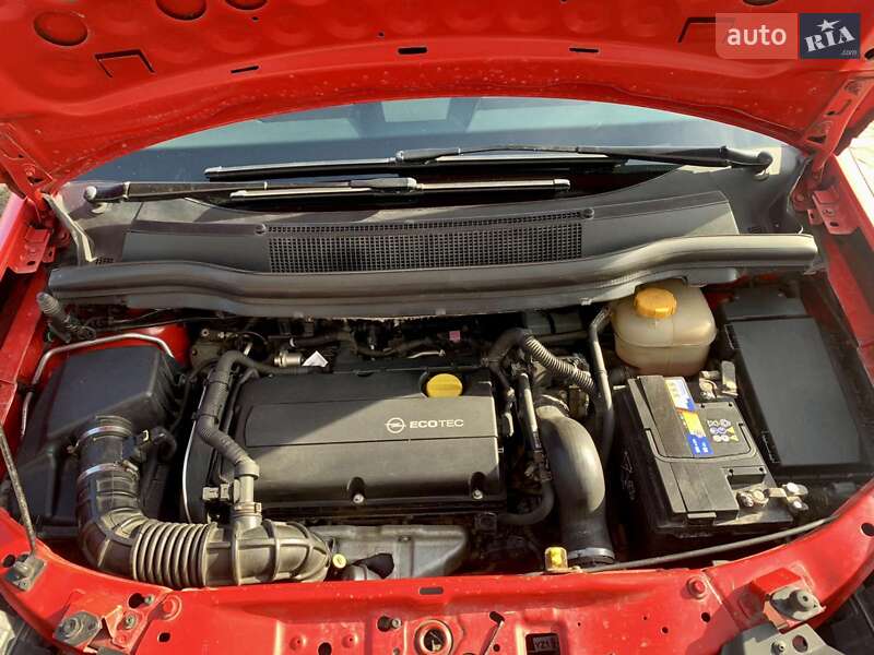 Мінівен Opel Zafira 2011 в Тернополі фото 6 Мінівен Opel Zafira 2011 в Тернополі