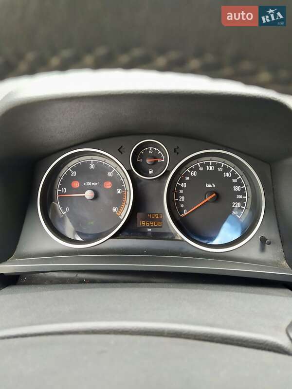 Минивэн Opel Zafira 2011 в Бережанах фото 11 Минивэн Opel Zafira 2011 в Бережанах