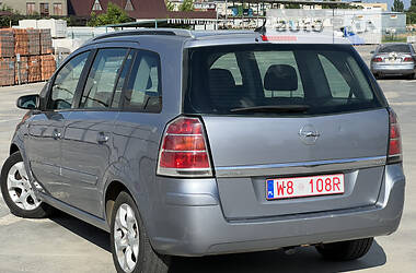 Минивэн Opel Zafira 2006 в Первомайске