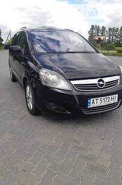 Универсал Opel Zafira 2011 в Косове