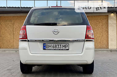 Минивэн Opel Zafira 2013 в Одессе