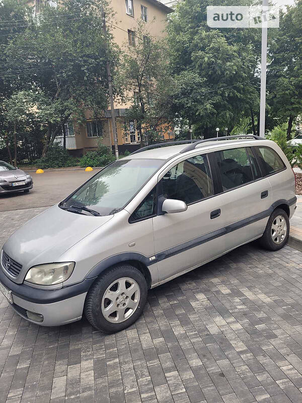 Минивэн Opel Zafira 2001 в Виннице