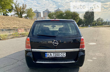 Мінівен Opel Zafira 2007 в Києві