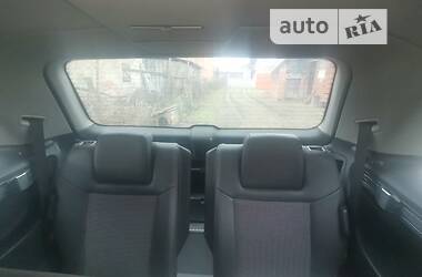 Седан Opel Zafira 2008 в Галиче