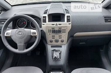 Минивэн Opel Zafira 2008 в Ивано-Франковске