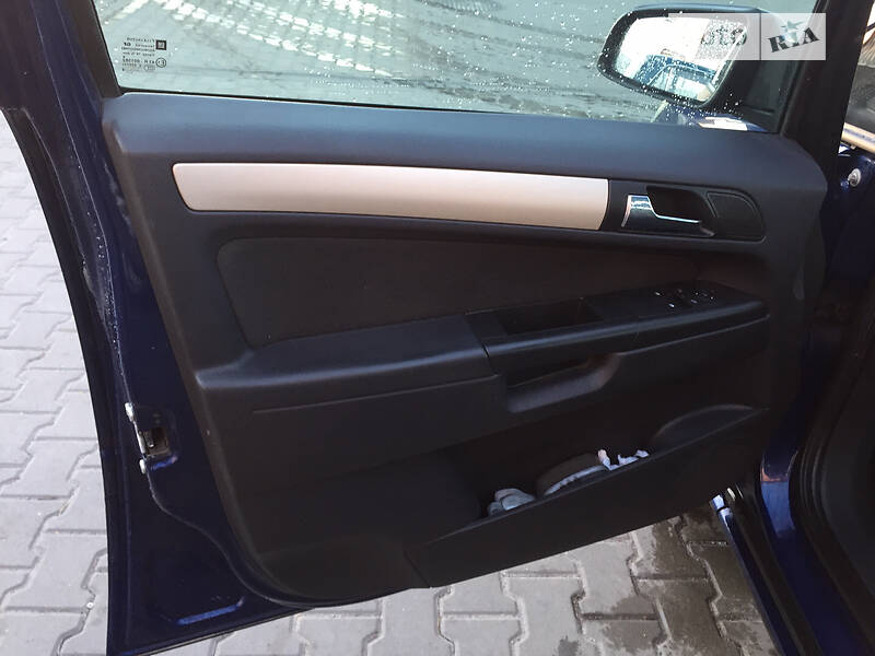 Минивэн Opel Zafira 2008 в Софиевской Борщаговке