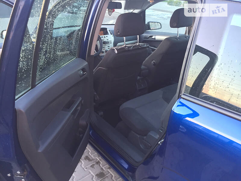 Минивэн Opel Zafira 2008 в Софиевской Борщаговке