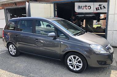 Минивэн Opel Zafira 2009 в Измаиле