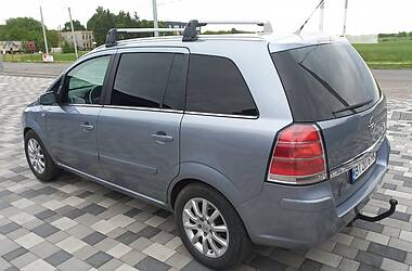 Минивэн Opel Zafira 2007 в Полтаве