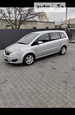 Минивэн Opel Zafira 2008 в Червонограде