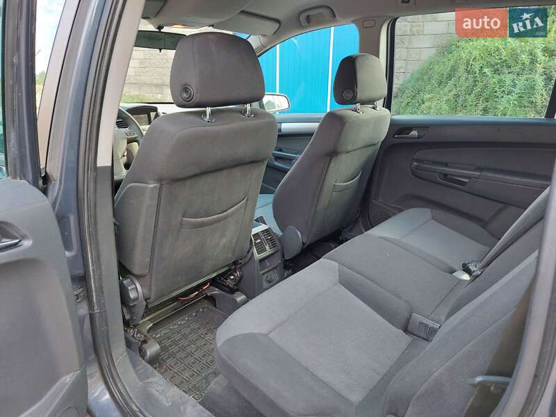 Мінівен Opel Zafira 2006 в Рівному фото 17 Мінівен Opel Zafira 2006 в Рівному