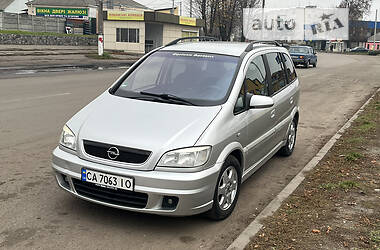 Минивэн Opel Zafira 2003 в Черкассах