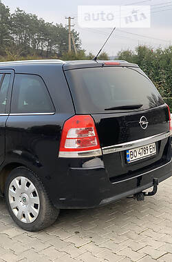 Минивэн Opel Zafira 2008 в Тернополе