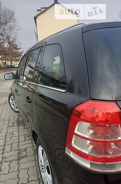 Минивэн Opel Zafira 2011 в Стрые