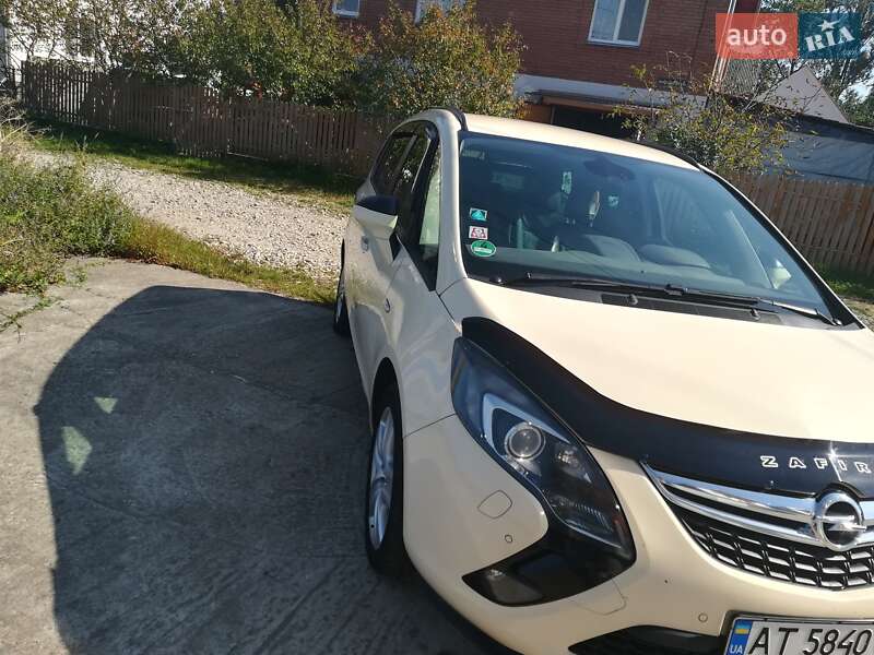 Микровэн Opel Zafira 2013 в Калуше