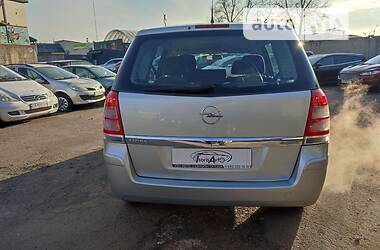 Минивэн Opel Zafira 2010 в Чернигове