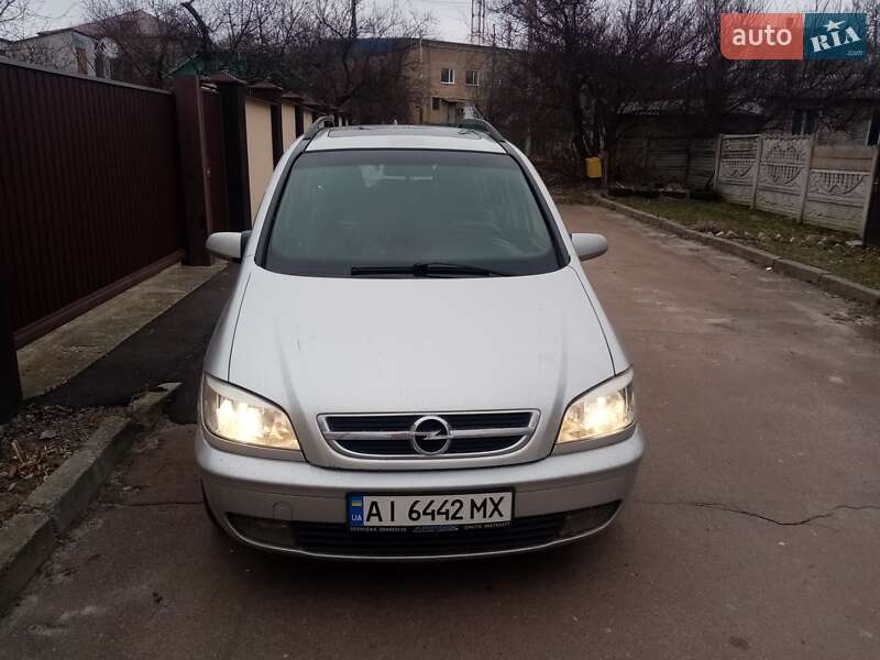 Opel Zafira 2004