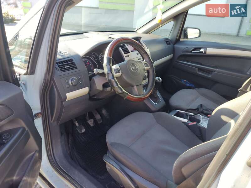 Минивэн Opel Zafira 2008 в Ковеле