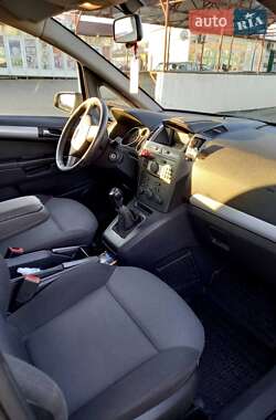 Минивэн Opel Zafira 2007 в 