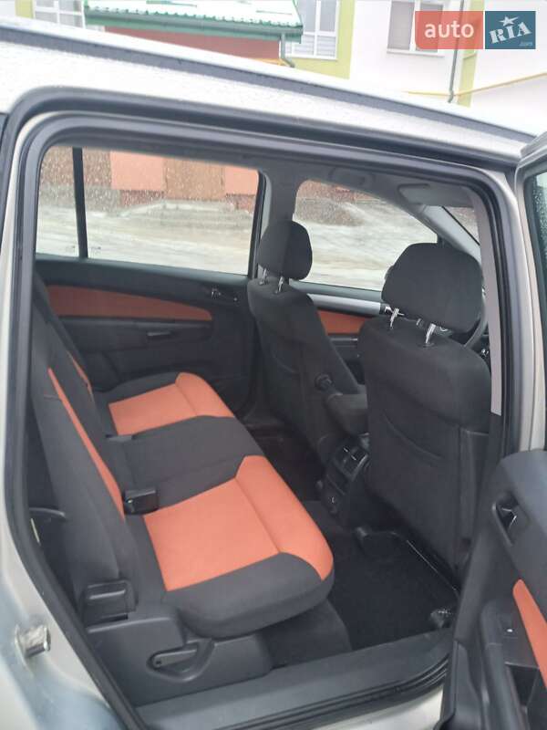 Мінівен Opel Zafira 2006 в Львові