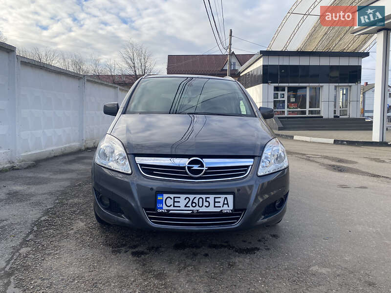 Минивэн Opel Zafira 2011 в Черновцах