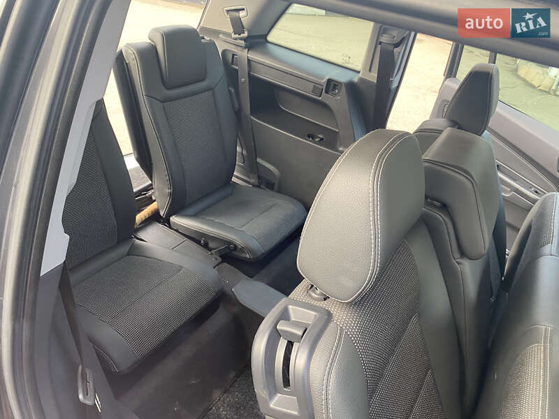 Минивэн Opel Zafira 2011 в Черновцах