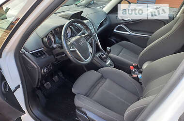 Мікровен Opel Zafira 2015 в 