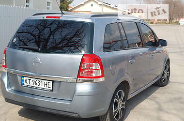 Мінівен Opel Zafira 2009 в Івано-Франківську