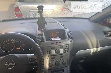 Минивэн Opel Zafira 2007 в Стрые